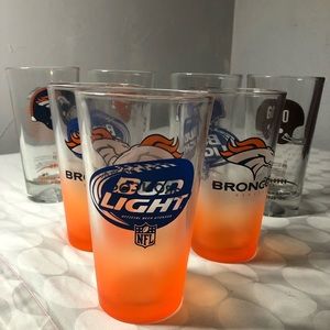 Arby's 2011 Complete Set of 4 Denver Broncos Helmet Beer Glasses And 3 Bud light